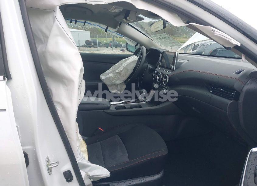 Photo 5 of 2024 Nissan Sentra SR XTRONIC CVT (VIN 3N1AB8DV9RY240768)