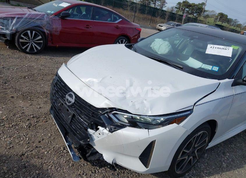 Photo 6 of 2024 Nissan Sentra SR XTRONIC CVT (VIN 3N1AB8DV9RY354172)