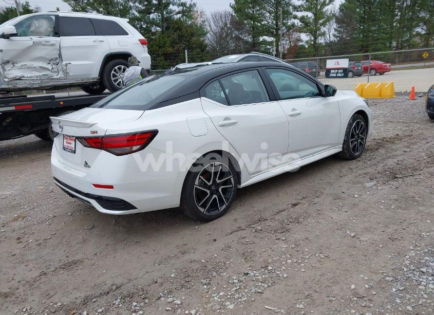 Photo 4 of 2025 Nissan Sentra SR (VIN 3N1AB8DV9SY213513)