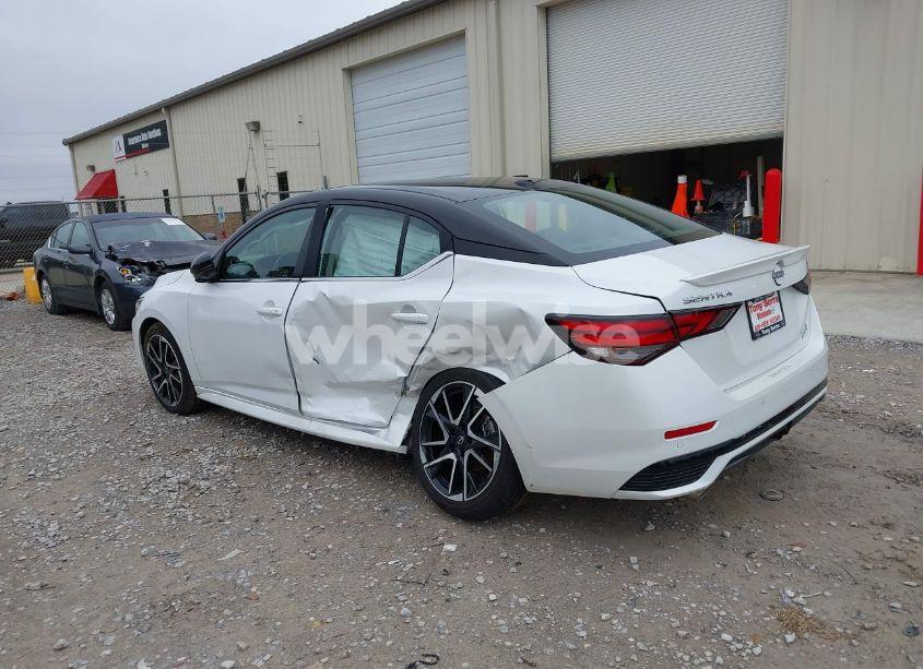 Photo 6 of 2025 Nissan Sentra SR (VIN 3N1AB8DV9SY213513)