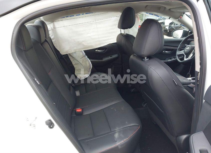 Photo 8 of 2025 Nissan Sentra SR (VIN 3N1AB8DV9SY213513)