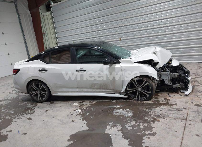 Photo 13 of 2020 Nissan Sentra SR XTRONIC CVT (VIN 3N1AB8DVXLY225798)