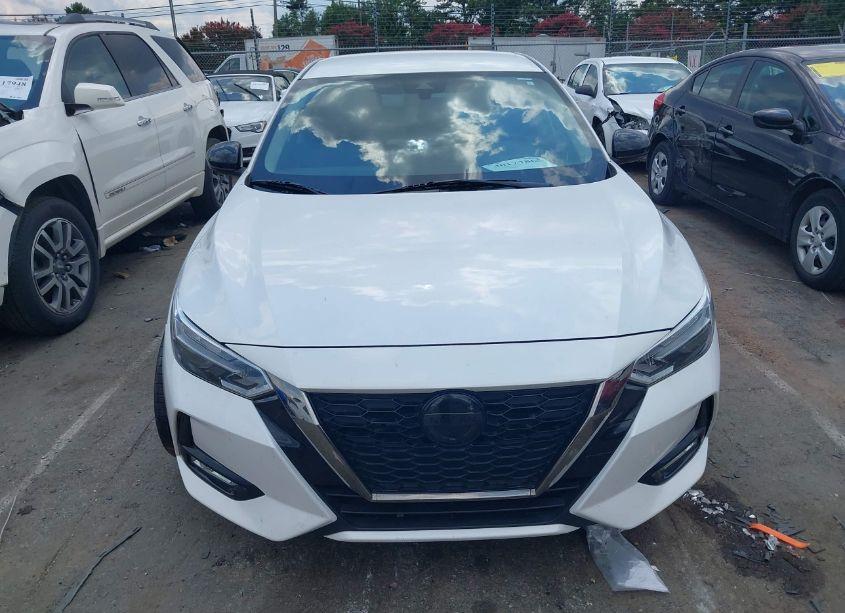 Photo 11 of 2022 Nissan Sentra SR XTRONIC CVT (VIN 3N1AB8DVXNY203271)