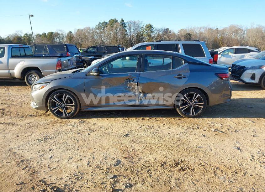 Photo 14 of 2022 Nissan Sentra SR XTRONIC CVT (VIN 3N1AB8DVXNY204212)