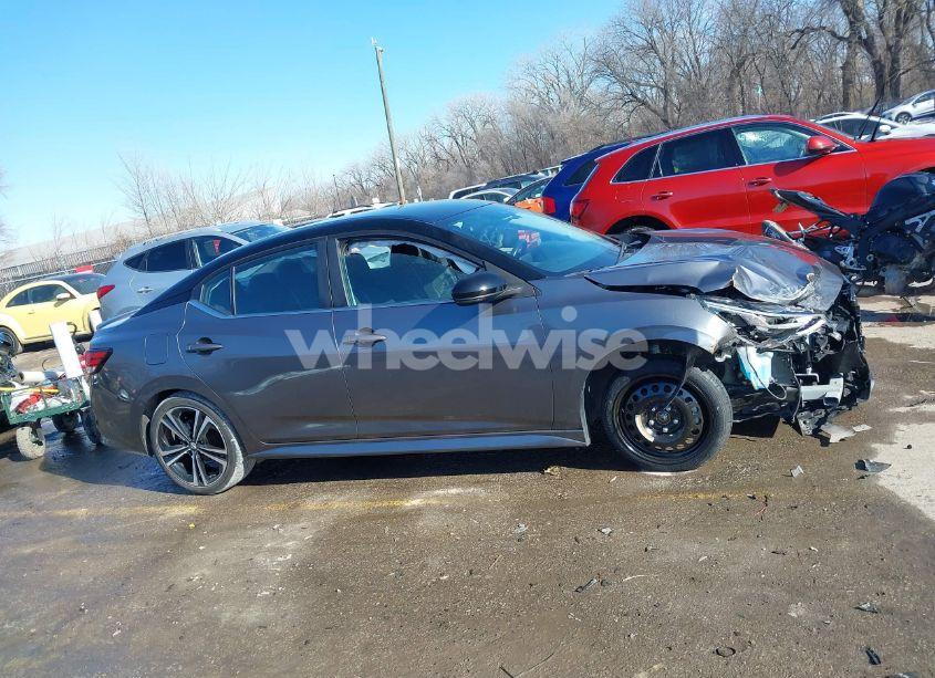 Photo 14 of 2022 Nissan Sentra SR XTRONIC CVT (VIN 3N1AB8DVXNY236979)