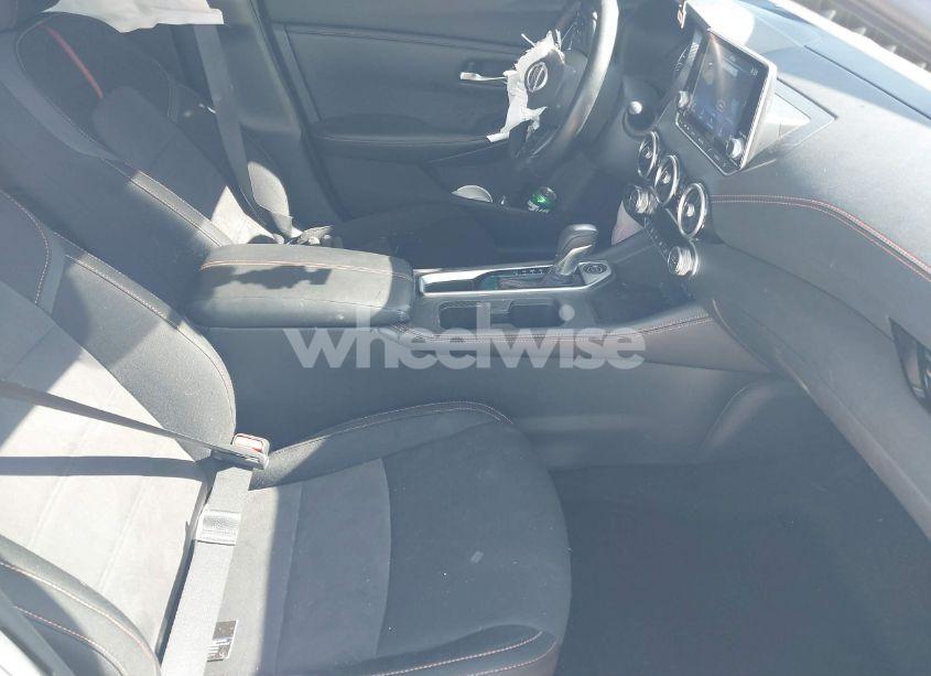 Photo 5 of 2022 Nissan Sentra SR XTRONIC CVT (VIN 3N1AB8DVXNY291562)