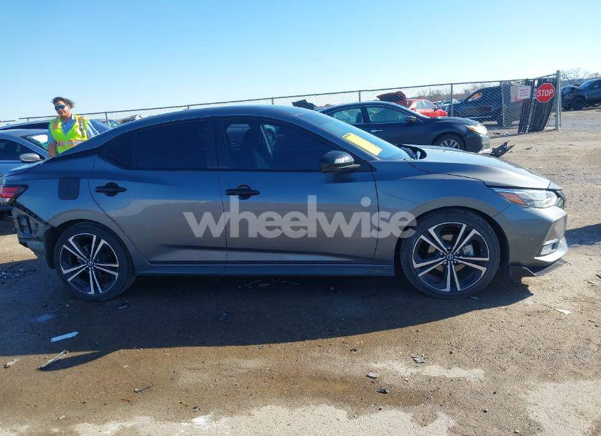 Photo 13 of 2022 Nissan Sentra SR XTRONIC CVT (VIN 3N1AB8DVXNY313673)