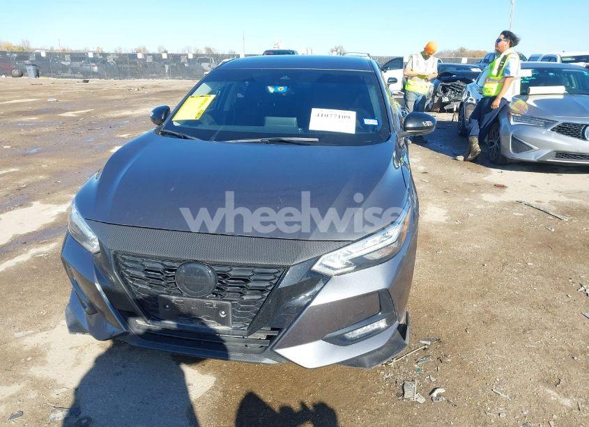 Photo 2 of 2022 Nissan Sentra SR XTRONIC CVT (VIN 3N1AB8DVXNY313673)