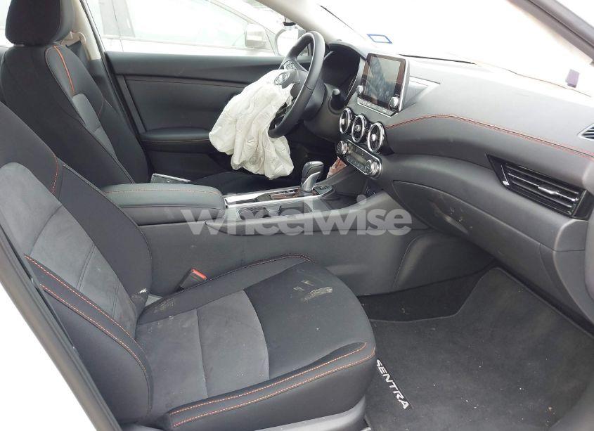 Photo 5 of 2024 Nissan Sentra SR XTRONIC CVT (VIN 3N1AB8DVXRY290255)