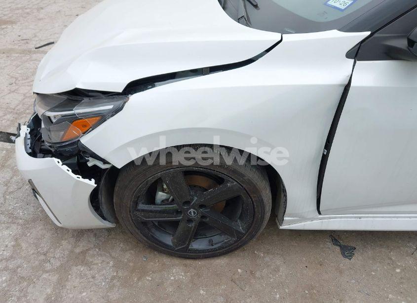 Photo 6 of 2024 Nissan Sentra SR XTRONIC CVT (VIN 3N1AB8DVXRY290255)