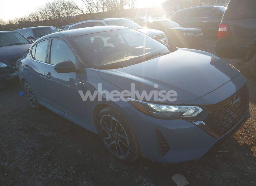 2025 Nissan Sentra SR (VIN 3N1AB8DVXSY227713) main photo