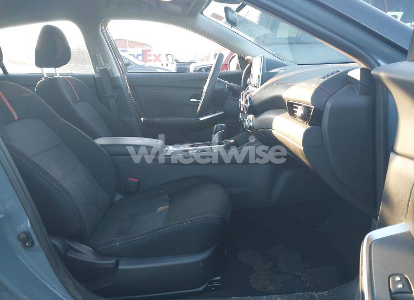 Photo 5 of 2025 Nissan Sentra SR (VIN 3N1AB8DVXSY227713)