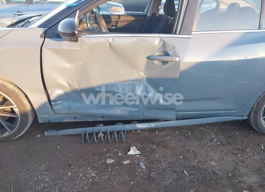 Photo 6 of 2025 Nissan Sentra SR (VIN 3N1AB8DVXSY227713)