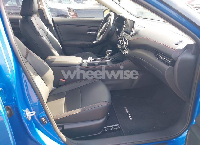 Photo 5 of 2025 Nissan Sentra SR (VIN 3N1AB8DVXSY279682)