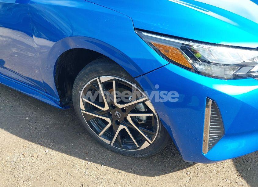 Photo 6 of 2025 Nissan Sentra SR (VIN 3N1AB8DVXSY279682)