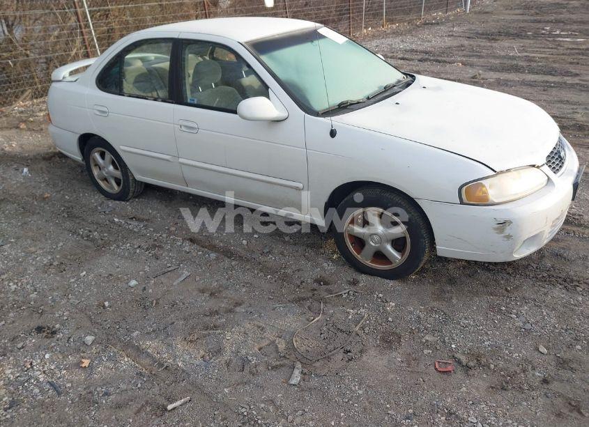 2000 Nissan Sentra SE (VIN 3N1BB51A2YL000462) main photo