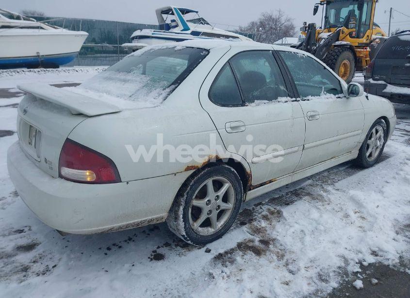 Photo 4 of 2000 Nissan Sentra SE (VIN 3N1BB51D7YL103998)