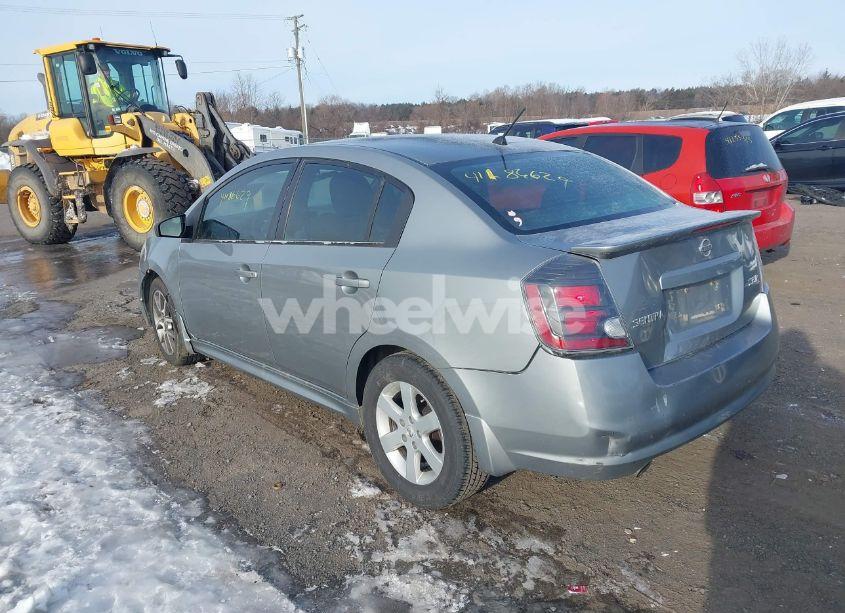 Photo 3 of 2008 Nissan Sentra SE-R (VIN 3N1BB61E38L707868)