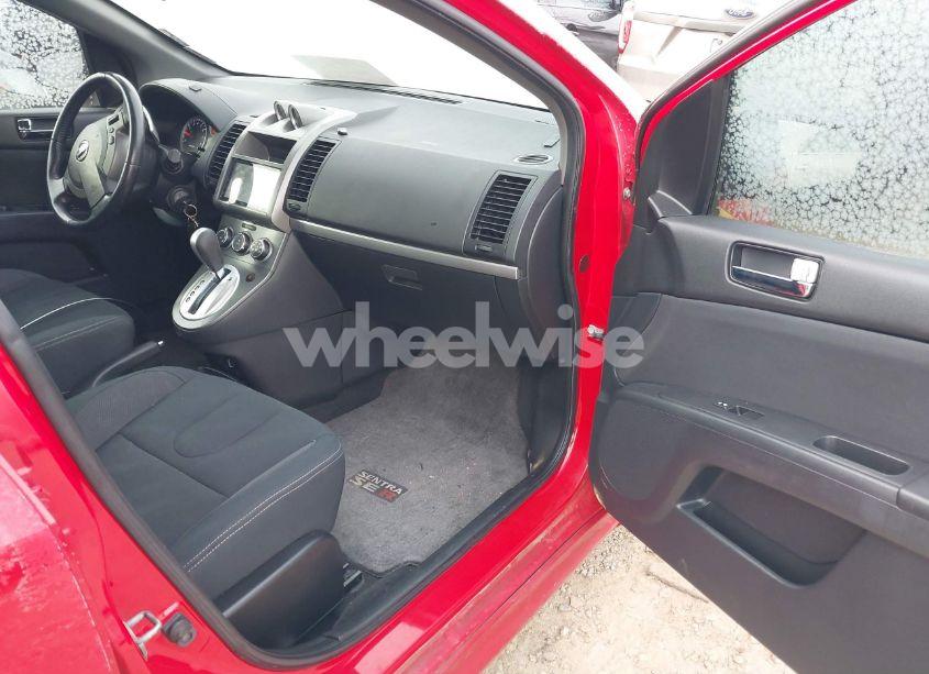 Photo 5 of 2012 Nissan Sentra SE-R (VIN 3N1BB6AP2CL648306)