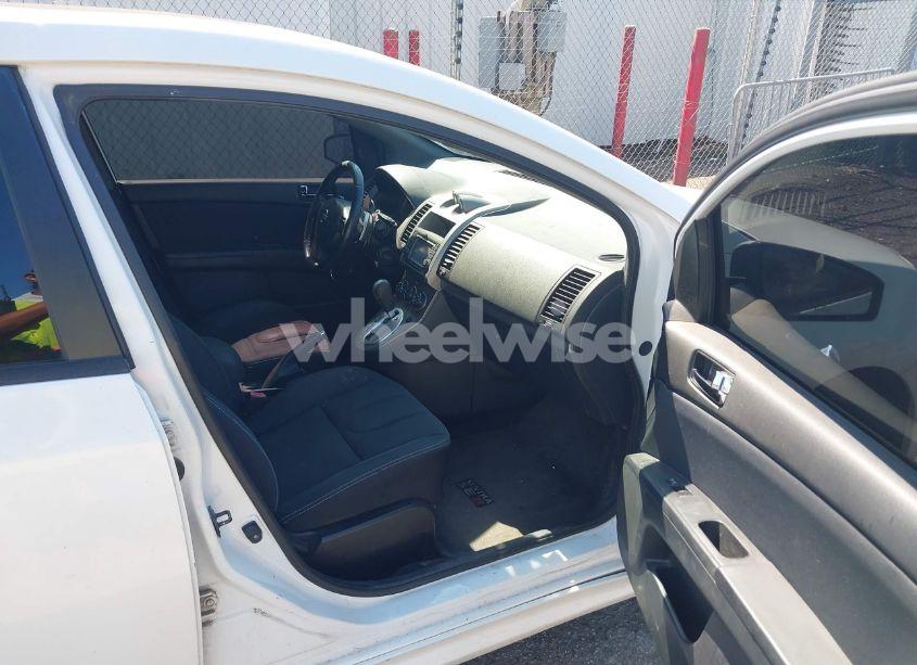 Photo 5 of 2012 Nissan Sentra SE-R (VIN 3N1BB6AP2CL670385)