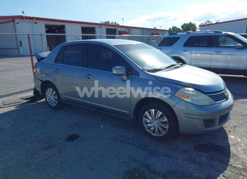 2009 Nissan Versa 1.8S (VIN 3N1BC11E09L377706) main photo