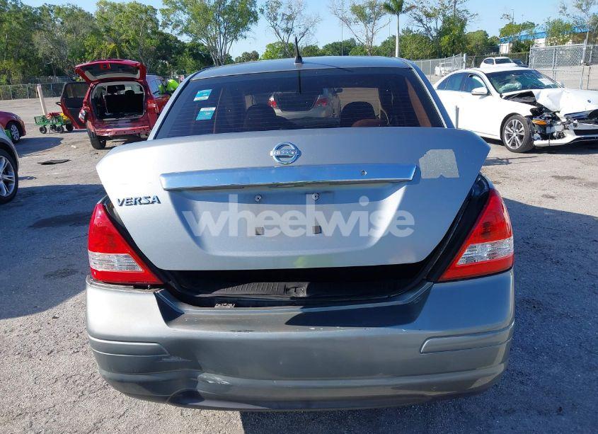 Photo 16 of 2009 Nissan Versa 1.8S (VIN 3N1BC11E09L377706)