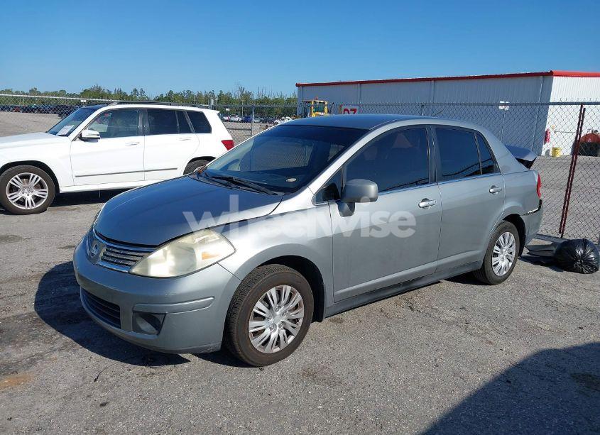Photo 2 of 2009 Nissan Versa 1.8S (VIN 3N1BC11E09L377706)