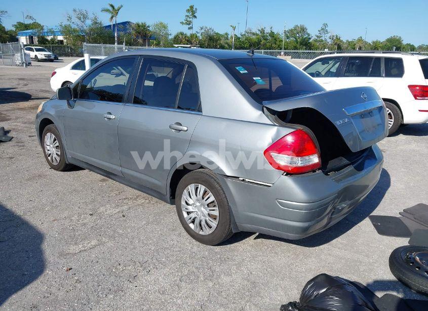 Photo 3 of 2009 Nissan Versa 1.8S (VIN 3N1BC11E09L377706)