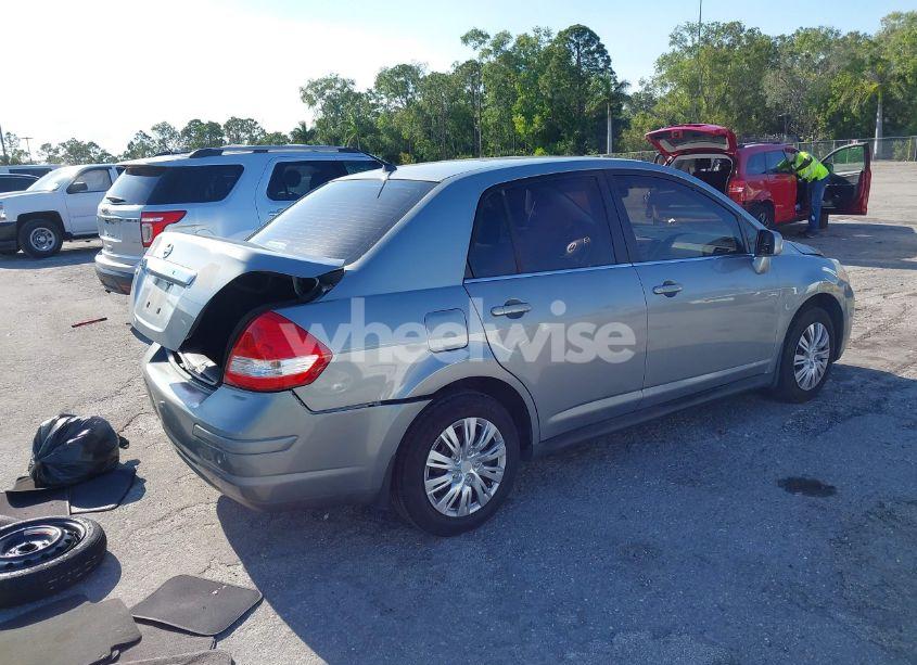 Photo 4 of 2009 Nissan Versa 1.8S (VIN 3N1BC11E09L377706)
