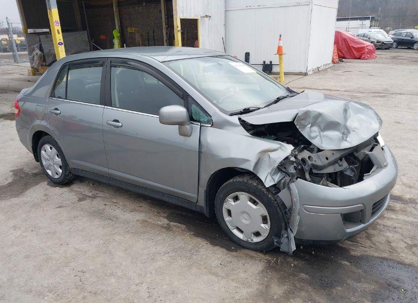 2008 Nissan Versa 1.8S (VIN 3N1BC11E18L404278) main photo