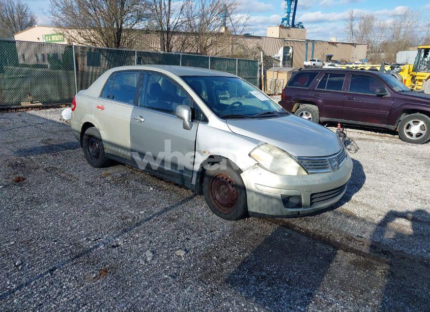 2009 Nissan Versa 1.8S (VIN 3N1BC11E19L373163) main photo