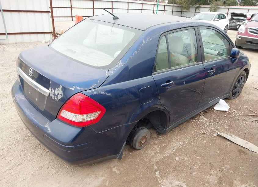 Photo 4 of 2009 Nissan Versa 1.8S (VIN 3N1BC11E19L448959)