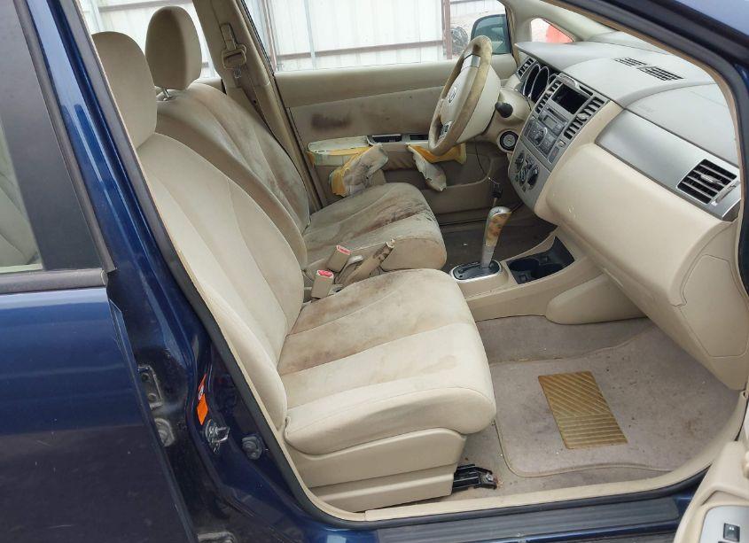 Photo 5 of 2009 Nissan Versa 1.8S (VIN 3N1BC11E19L448959)