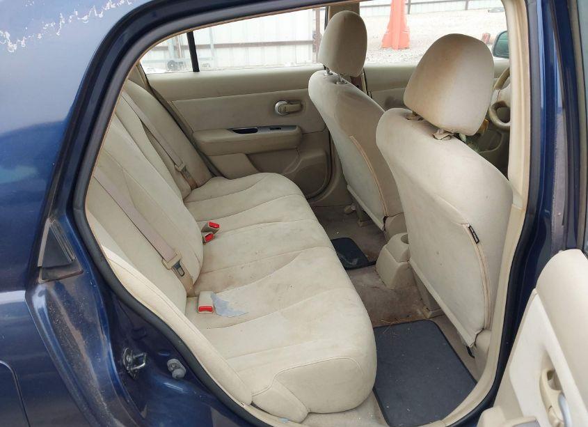 Photo 8 of 2009 Nissan Versa 1.8S (VIN 3N1BC11E19L448959)