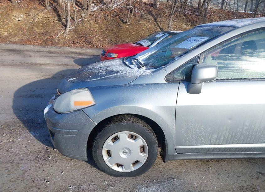 Photo 13 of 2009 Nissan Versa 1.8S (VIN 3N1BC11E19L465289)