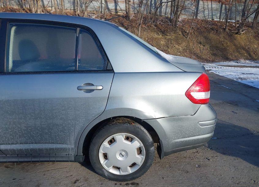 Photo 14 of 2009 Nissan Versa 1.8S (VIN 3N1BC11E19L465289)