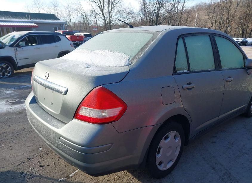 Photo 15 of 2009 Nissan Versa 1.8S (VIN 3N1BC11E19L465289)