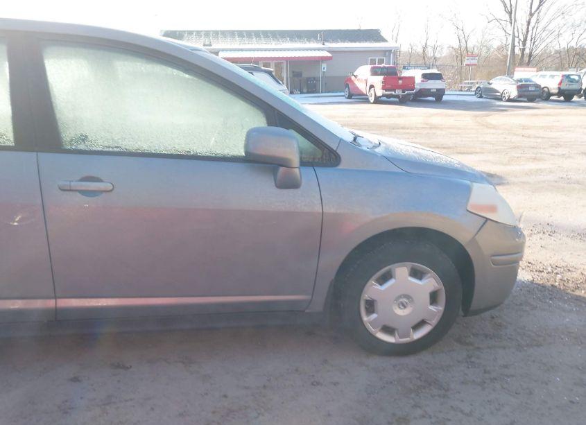 Photo 16 of 2009 Nissan Versa 1.8S (VIN 3N1BC11E19L465289)