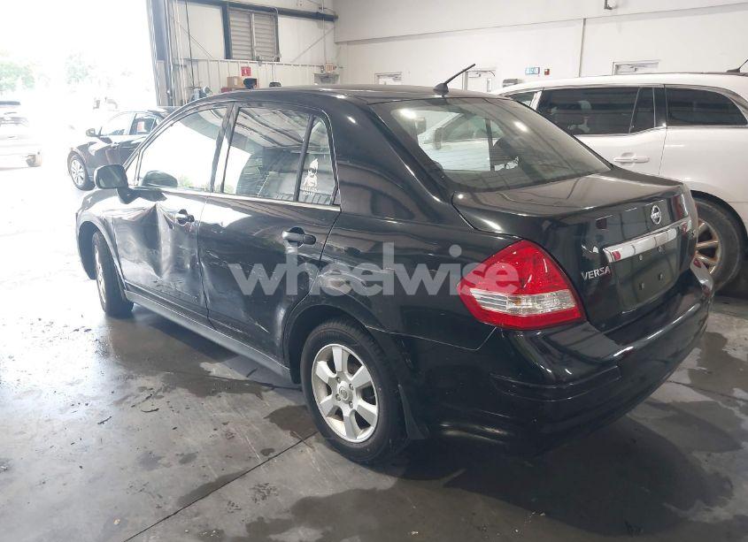 Photo 3 of 2008 Nissan Versa 1.8SL (VIN 3N1BC11E28L385904)