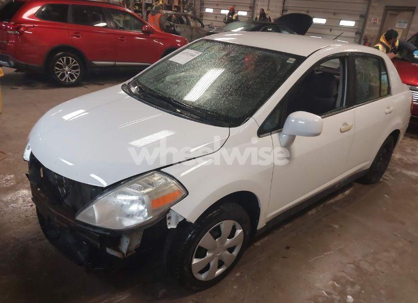 Photo 2 of 2008 Nissan Versa 1.8S (VIN 3N1BC11E28L389368)