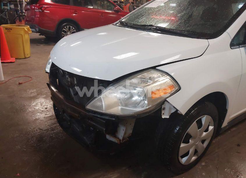 Photo 6 of 2008 Nissan Versa 1.8S (VIN 3N1BC11E28L389368)