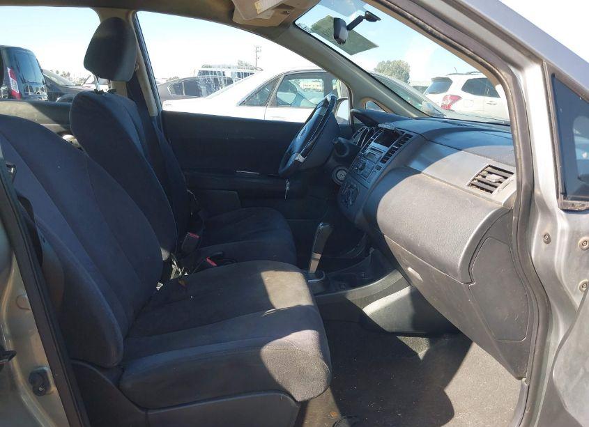 Photo 5 of 2008 Nissan Versa 1.8S (VIN 3N1BC11E28L447494)