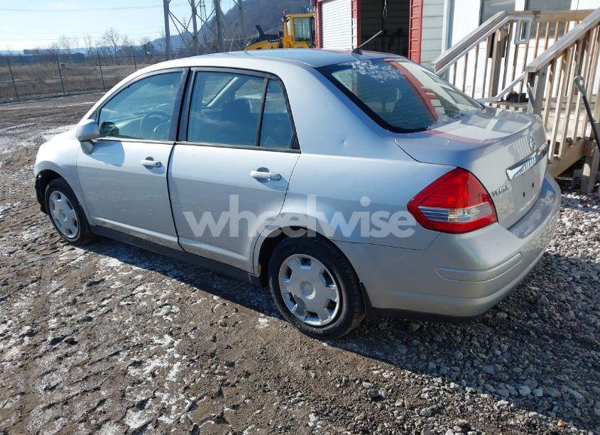 Photo 3 of 2009 Nissan Versa 1.8S (VIN 3N1BC11E29L395625)