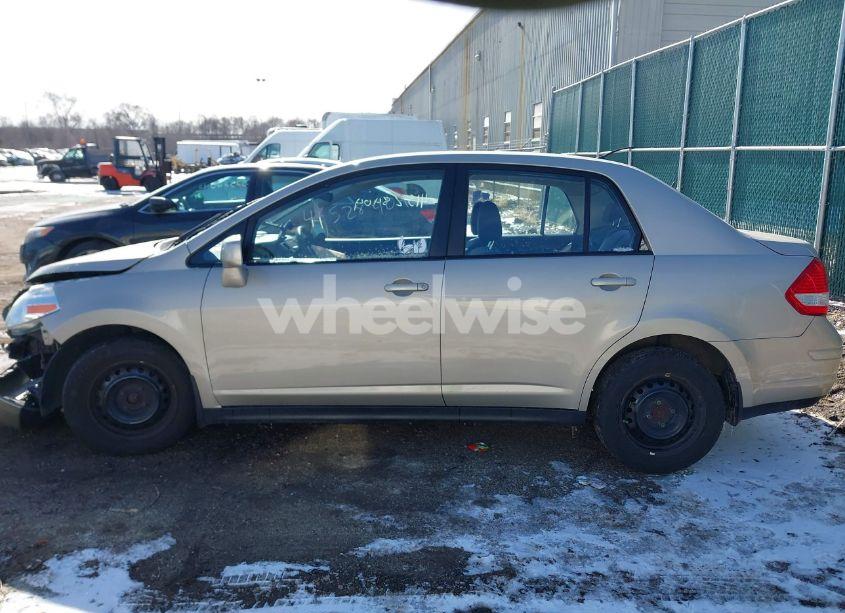 Photo 14 of 2009 Nissan Versa 1.8S (VIN 3N1BC11E29L442748)