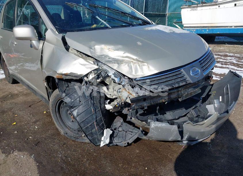 Photo 6 of 2009 Nissan Versa 1.8S (VIN 3N1BC11E29L442748)