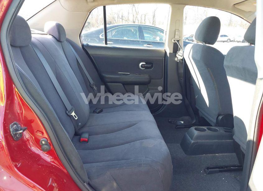 Photo 8 of 2009 Nissan Versa 1.8S (VIN 3N1BC11E29L470758)