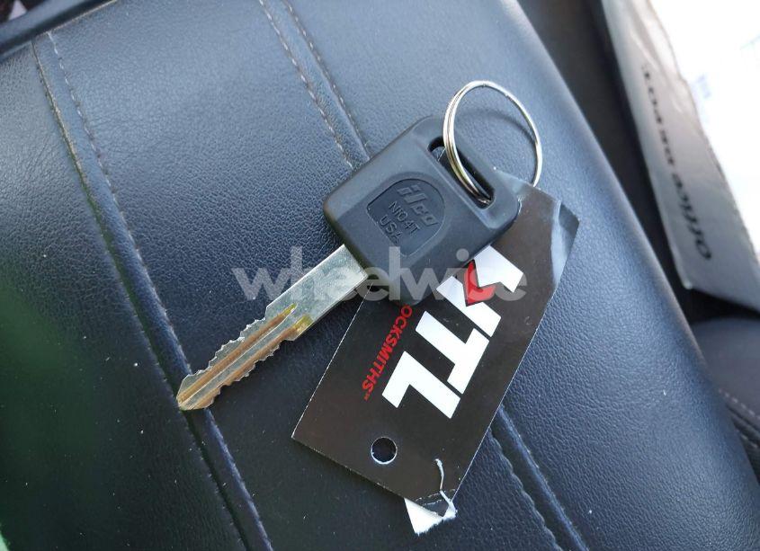 Photo 11 of 2008 Nissan Versa 1.8S (VIN 3N1BC11E38L389850)