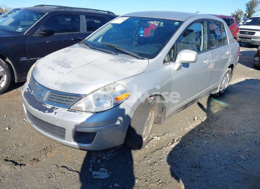 Photo 2 of 2008 Nissan Versa 1.8S (VIN 3N1BC11E38L389850)