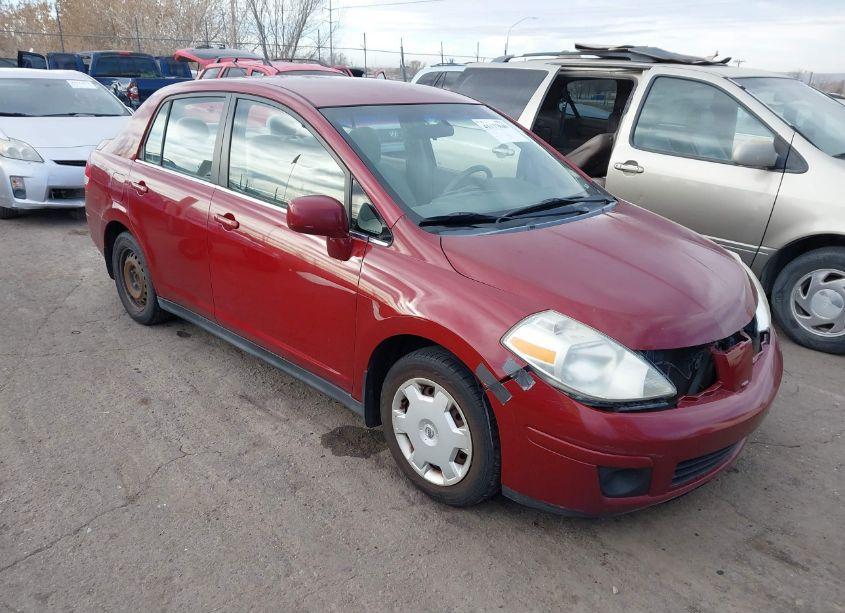 2007 Nissan Versa 1.8S (VIN 3N1BC11E47L395445) main photo
