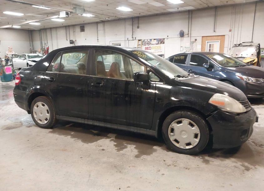 Photo 14 of 2007 Nissan Versa 1.8S (VIN 3N1BC11E47L411983)